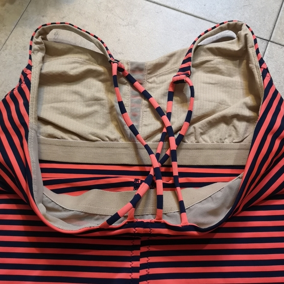 Lululemon Shirt - Picture 11 of 16